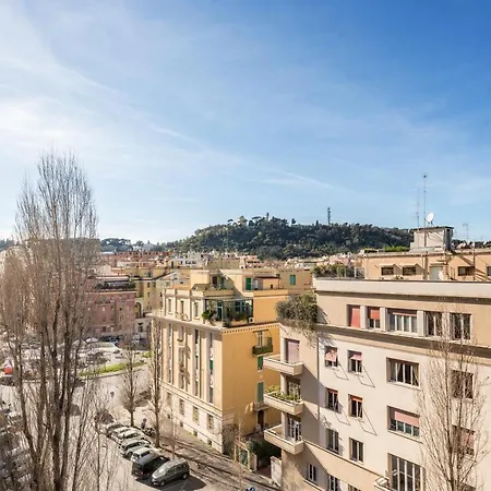 Charming Mazzini Apartman